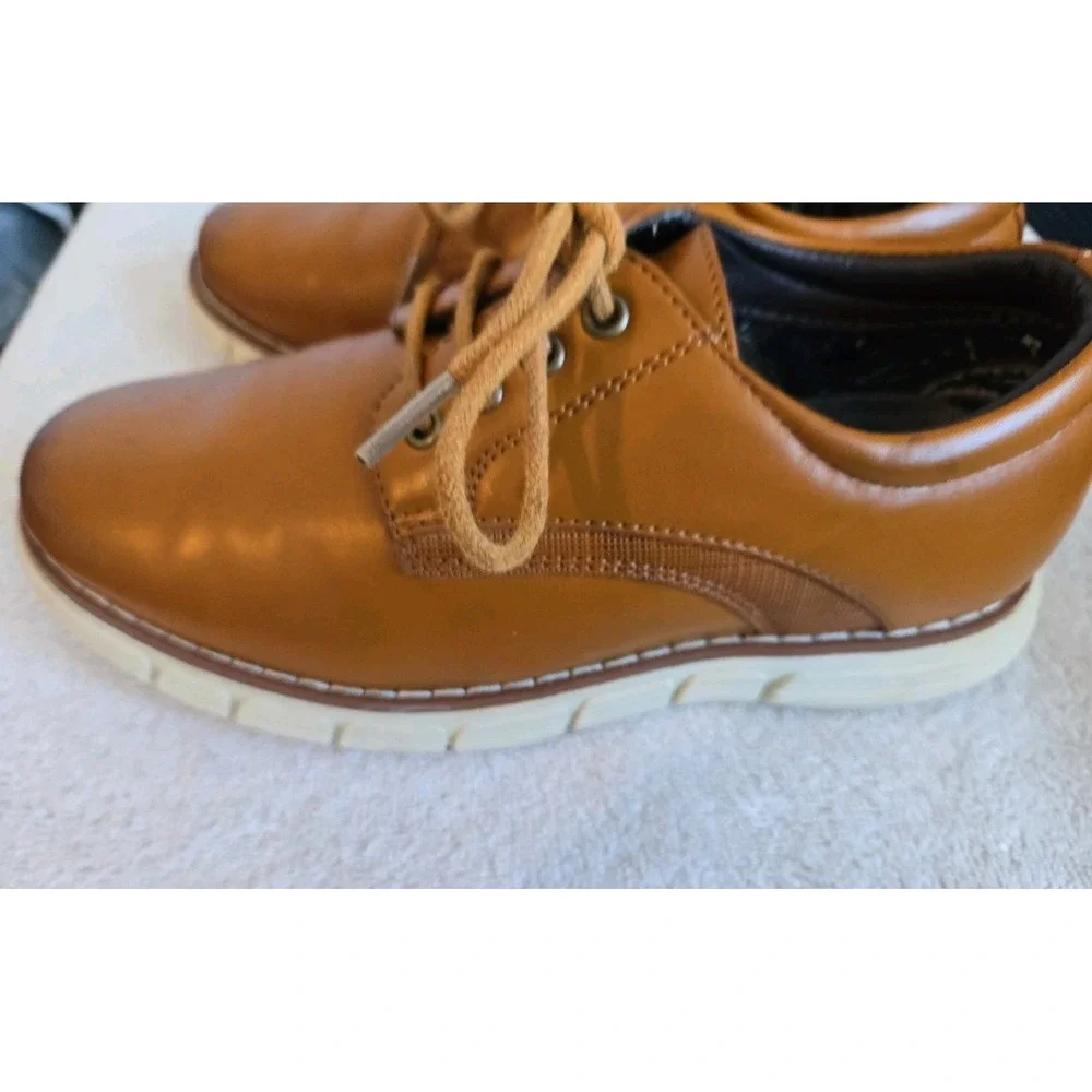 Bruno Marc Boys Shoe Size 1 Camel Color